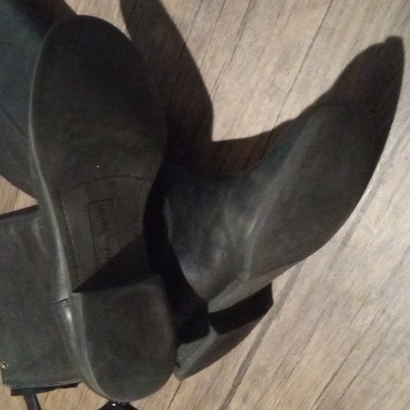 Arturo Chiang 9.5 Black Leather Boots Snap Details Beautiful! - Picture 16 of 16